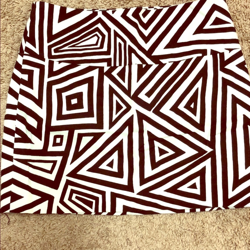 Express | Geometric Print Skirt